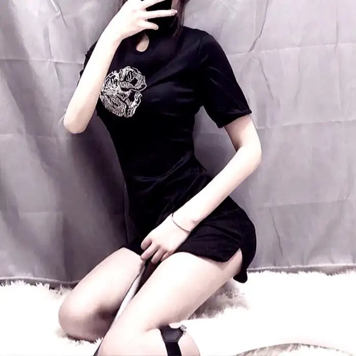 藏春洞