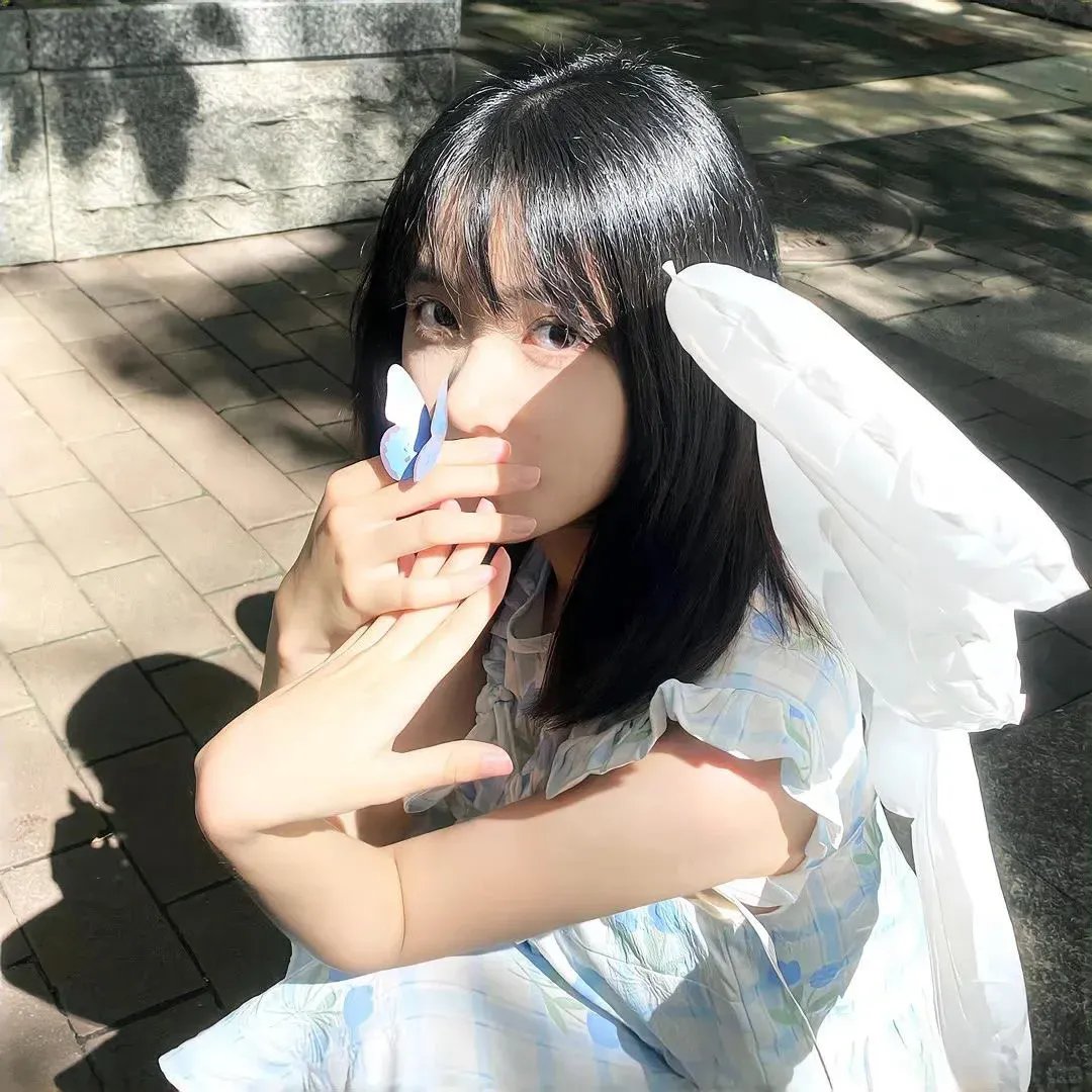 拳头在哭泣