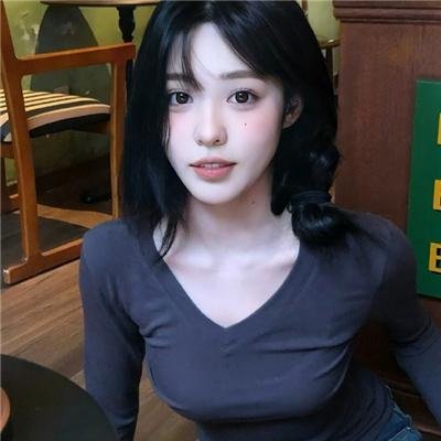 花落水流红